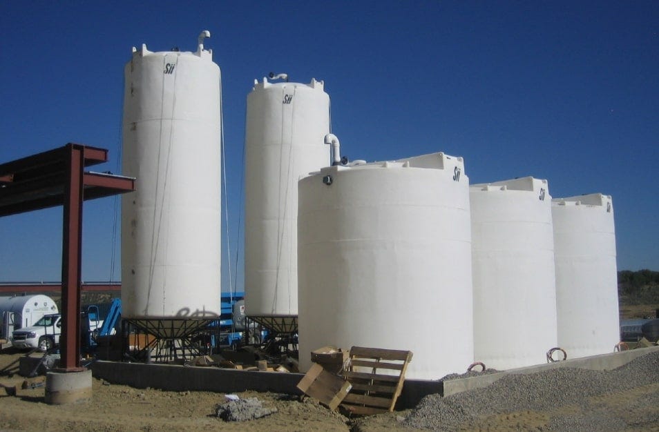 Practical Tips for Choosing Storage Tanks Based on Specific Gravity